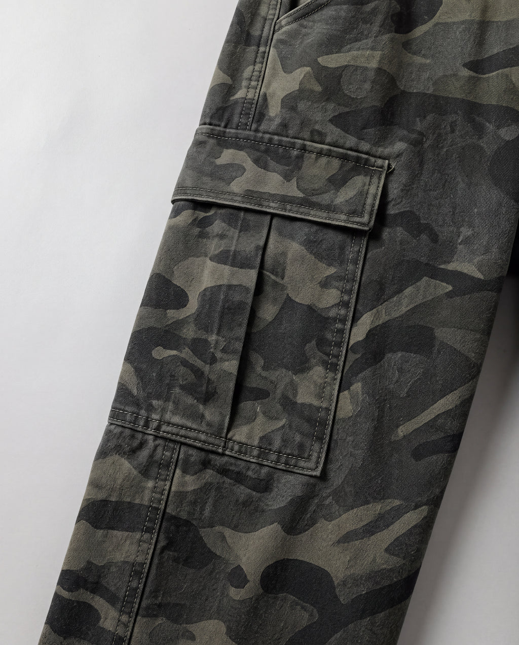 Camo Cargo Wide-Leg Jeans — Camo, cargo pocket detail