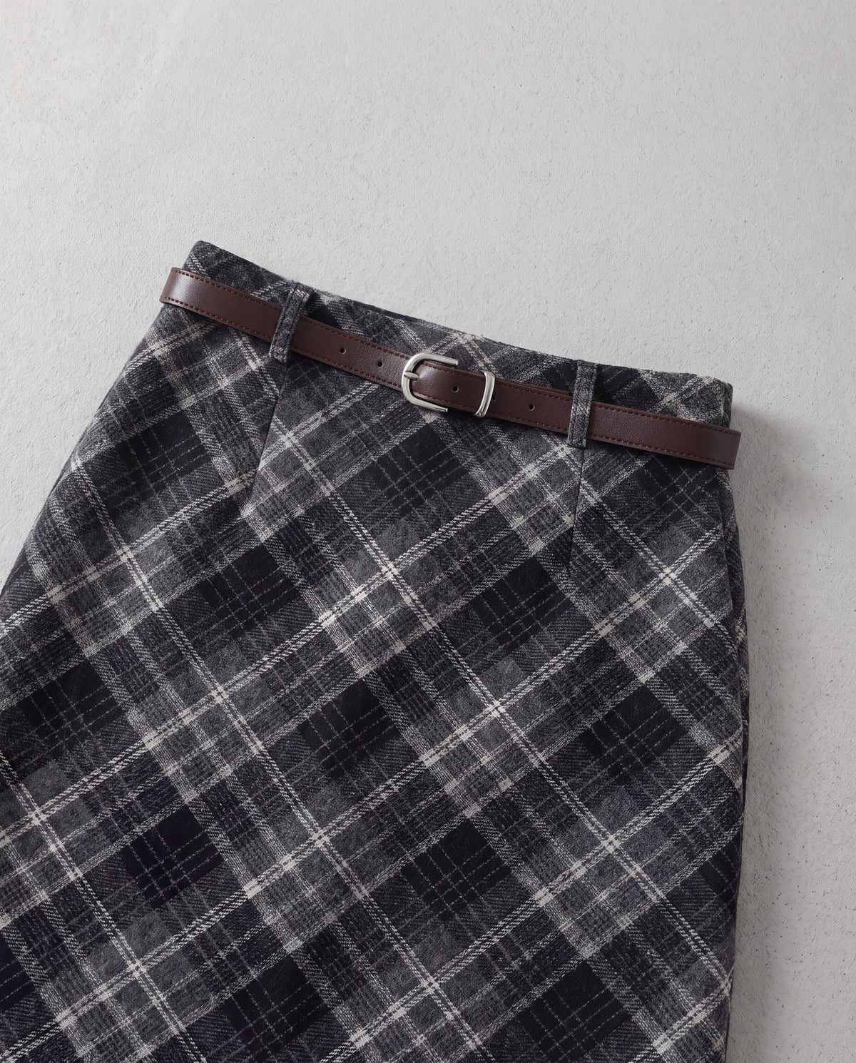 Plaid Split-Hem Midi Skirt — Black Gray Plaid, waistband detail