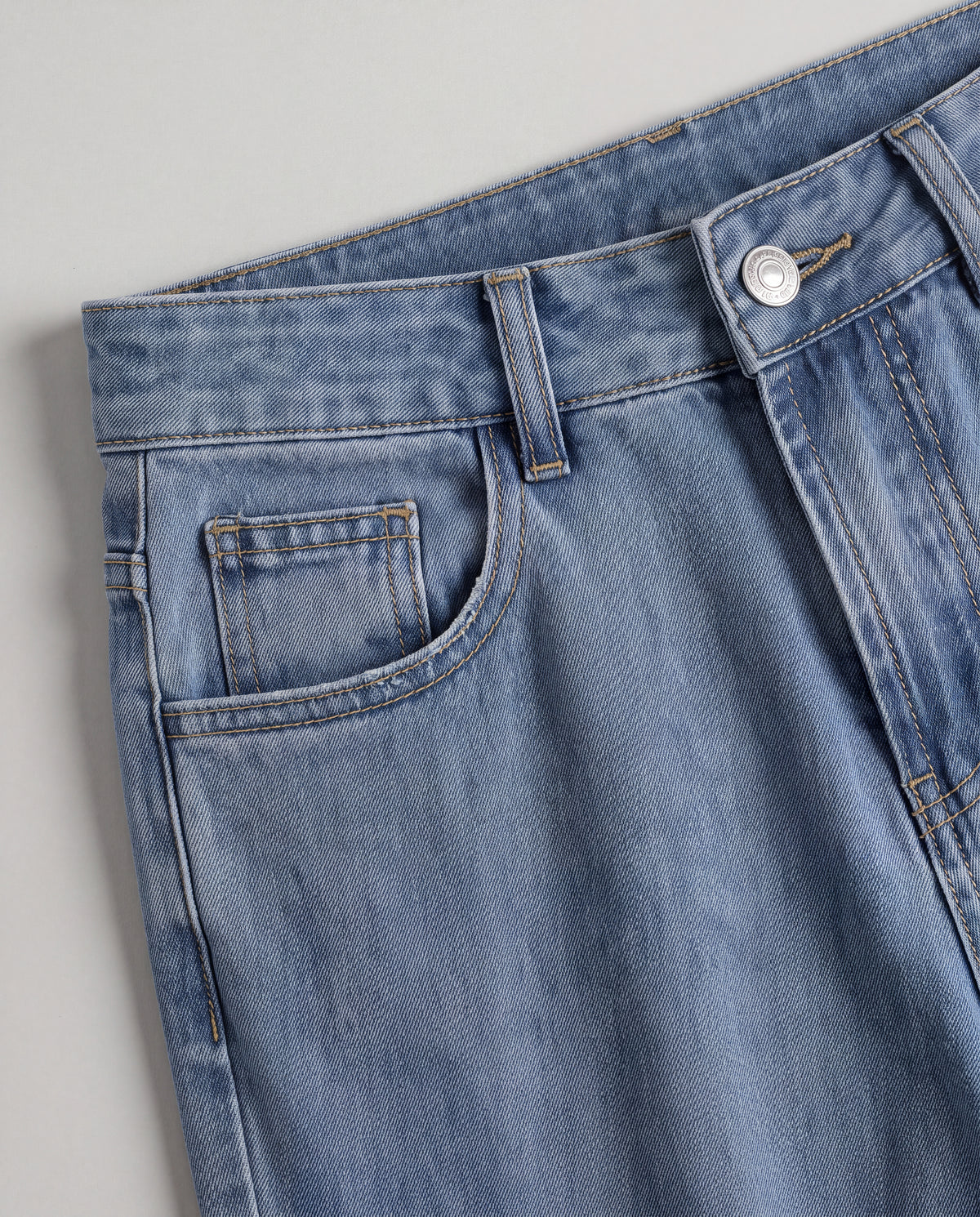 Distressed Barrel-Leg Wide-Leg Jeans — Washed Blue, waistband detail
