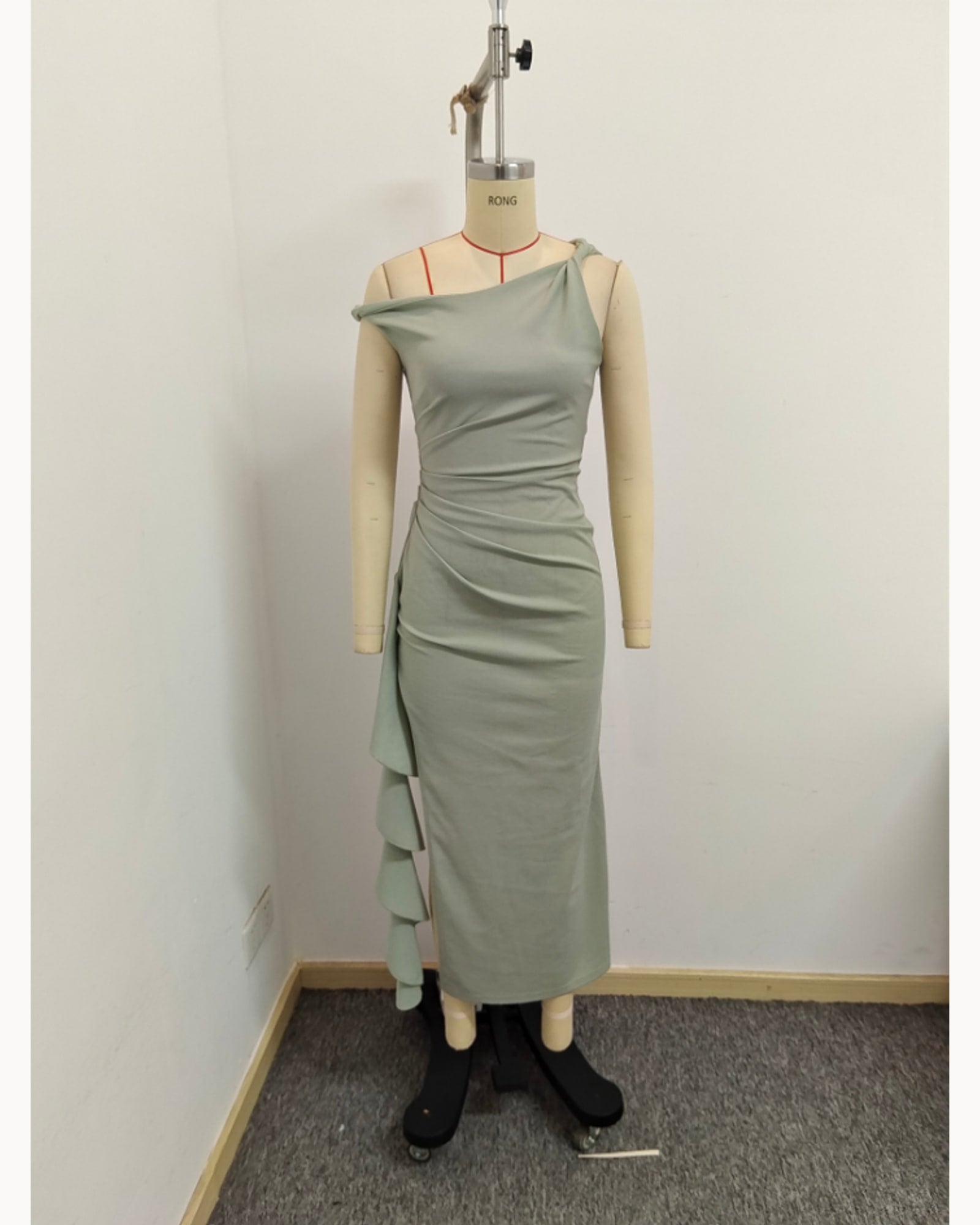 Mint Mint One-Shoulder Ruffle Maxi Dress – detail view